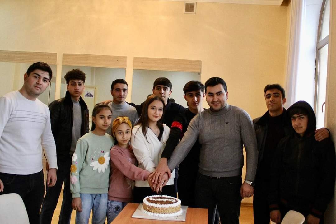 "Beynəlxalq Könüllülər günü"