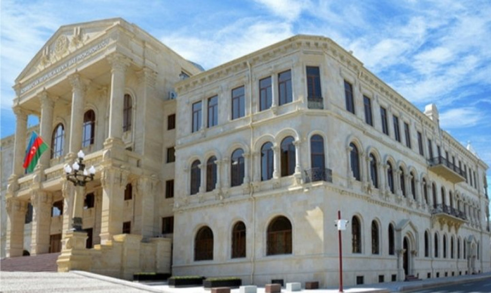 Hansı vəzifəli şəxslər həbs edildi?