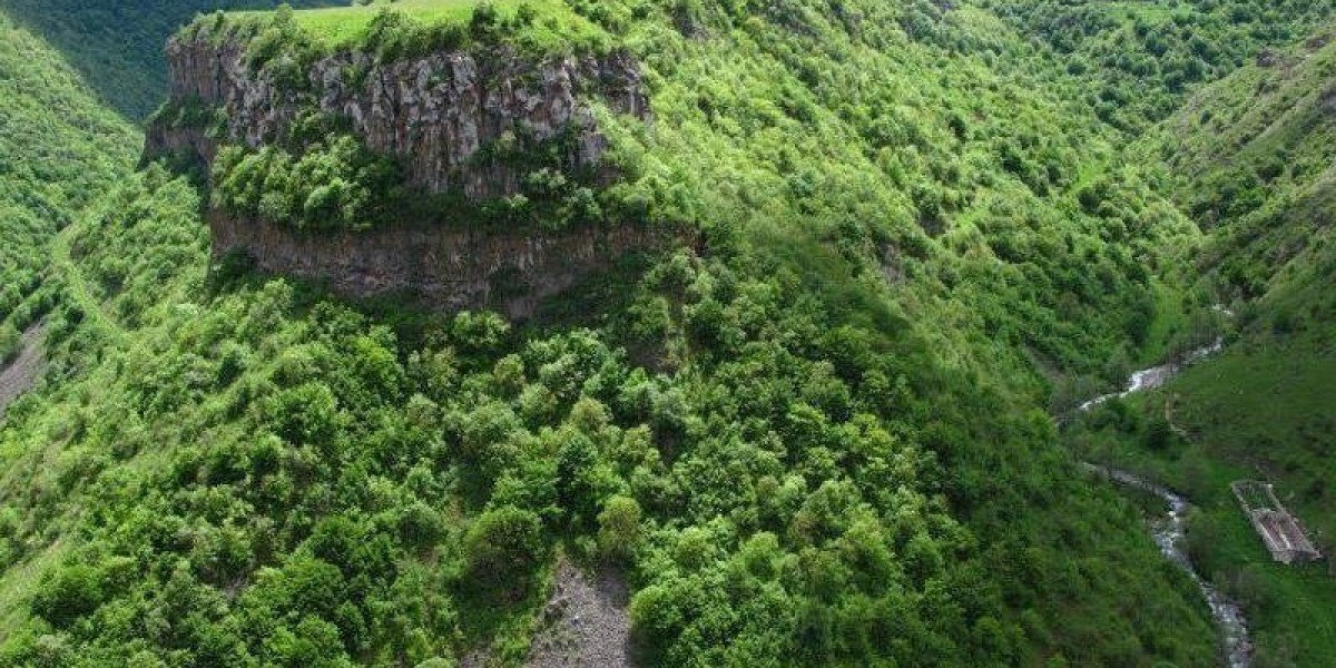 MN: "Kəlbəcər rayonu istiqamətində mövqelərimiz atəşə tutulub"