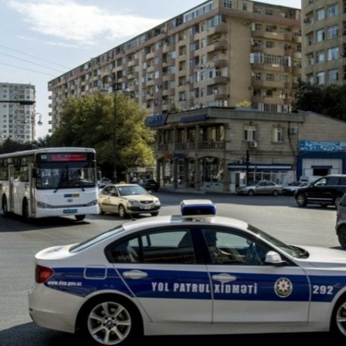 Üç nəfəri qanunsuz Bakıya keçirmək istəyən şəxs saxlanılıb