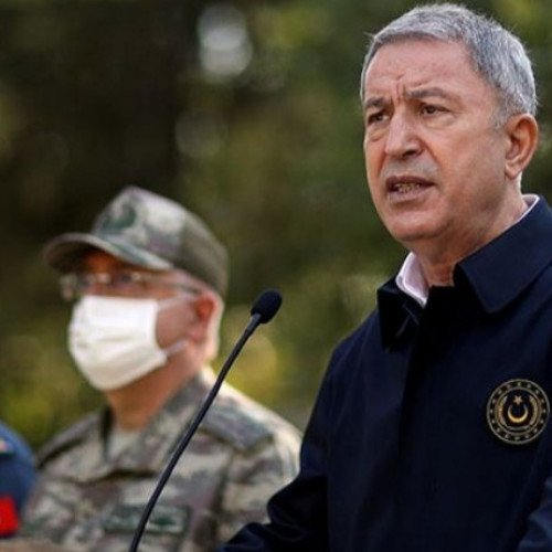 "Azərbaycan tək deyil"- Hulusi Akar