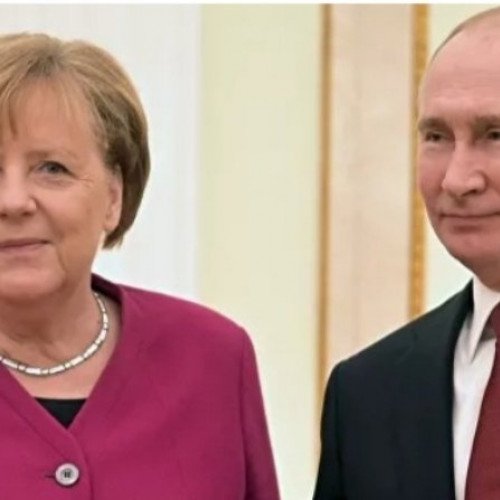 “Şimal axını 2”nin gələcəyi Navalnı ilə bağlı prosesdən asılıdır” - Merkel