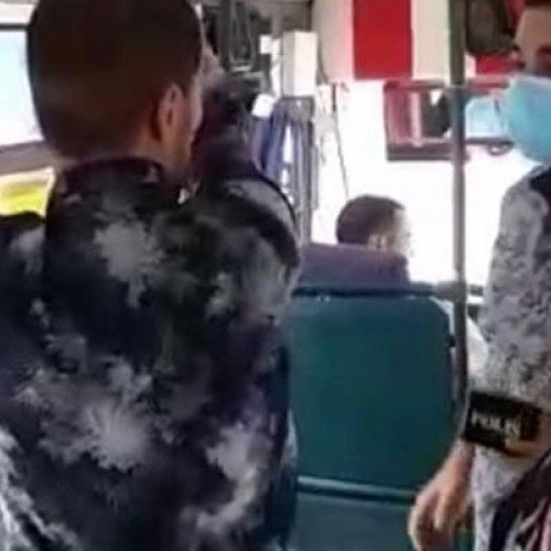 Polis mülki geyimdə avtobusları yoxladı, maska taxmayanları cərimələdi - Fotolar