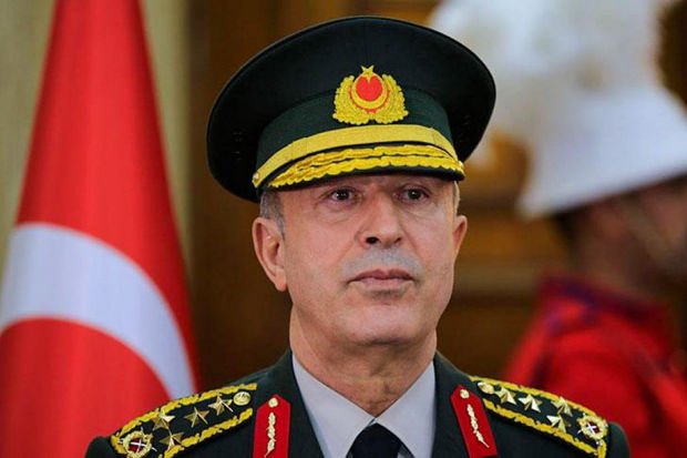 Hulusi Akar ukraynalı həmkarı ilə danışdı