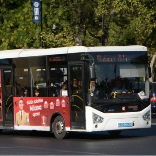 Zığ yolunda avtobus yandı