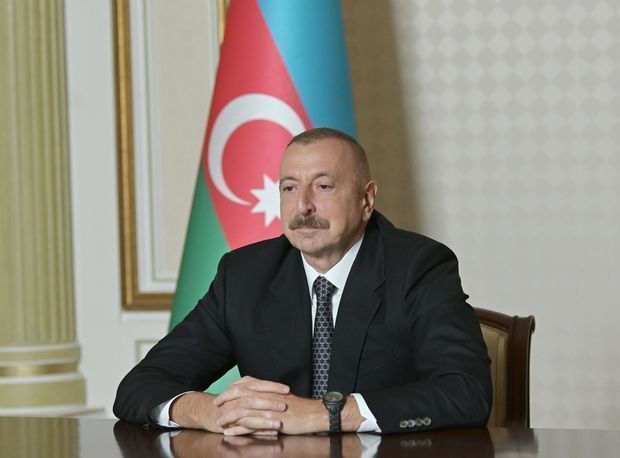 İlham Əliyev bir qrup hərbçini “Azərbaycan Bayrağı” ordeni ilə təltif edib