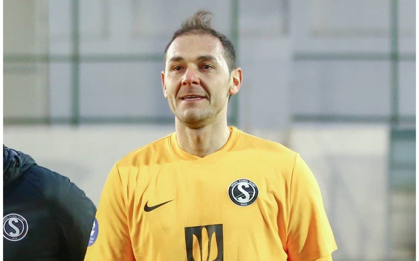 Kamran Ağayevin topuğunda şiş aşkarlanıb.