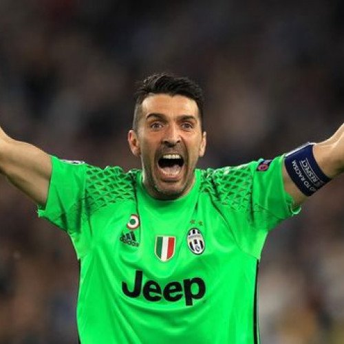Buffon yeni rekorda imza atdı