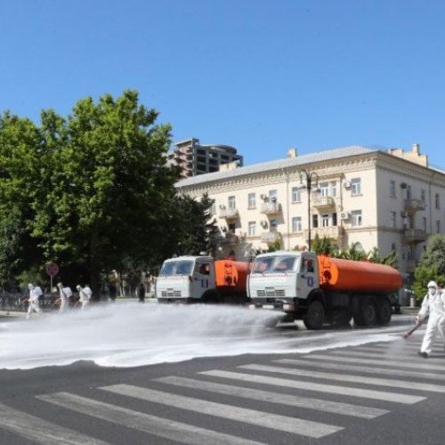 Bakının əsas küçələrində gücləndirilmiş dezinfeksiya işləri aparılır