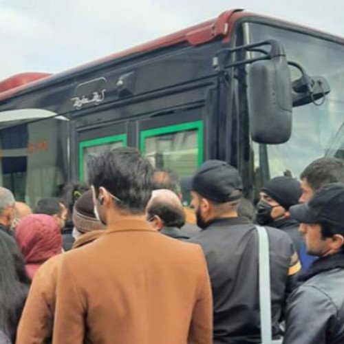 Avtobuslarda olan sıxlığın səbəbi nədir? - AÇIQLAMA