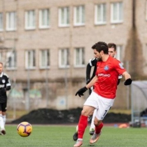 Azərbaycanlı futbolçu Estoniyada qol vurdu, meydandan qovuldu