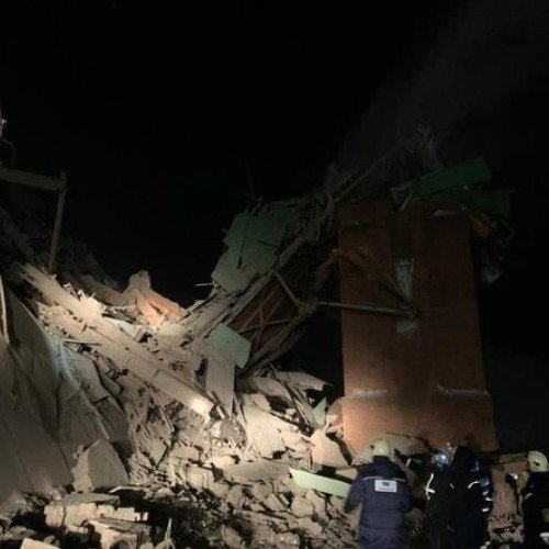 Rusiyada fabrikdə baş verən dağıntılar nəticəsində üç nəfər ölüb